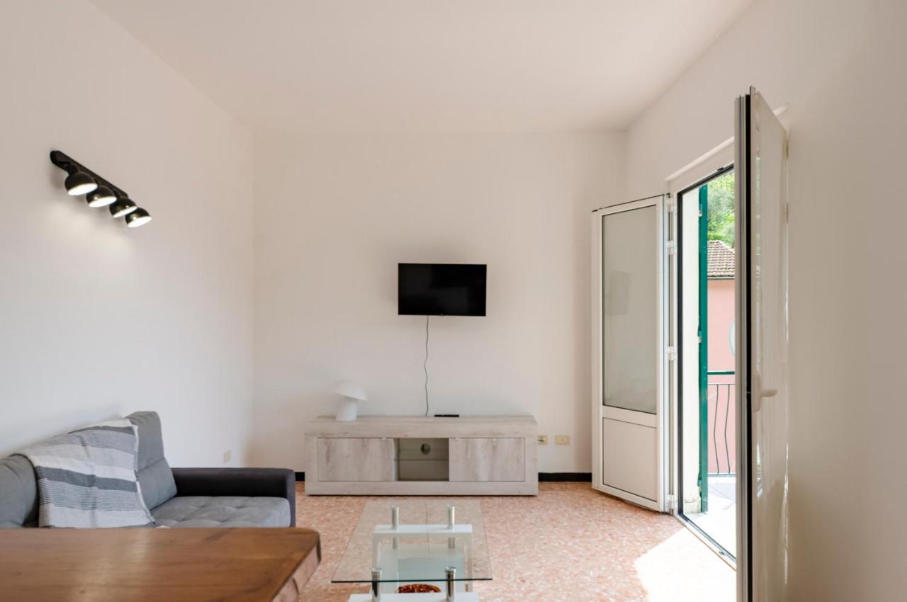 Joivy Family Flat With 3 Balconies, 10 Min To Beach Moneglia Kültér fotó
