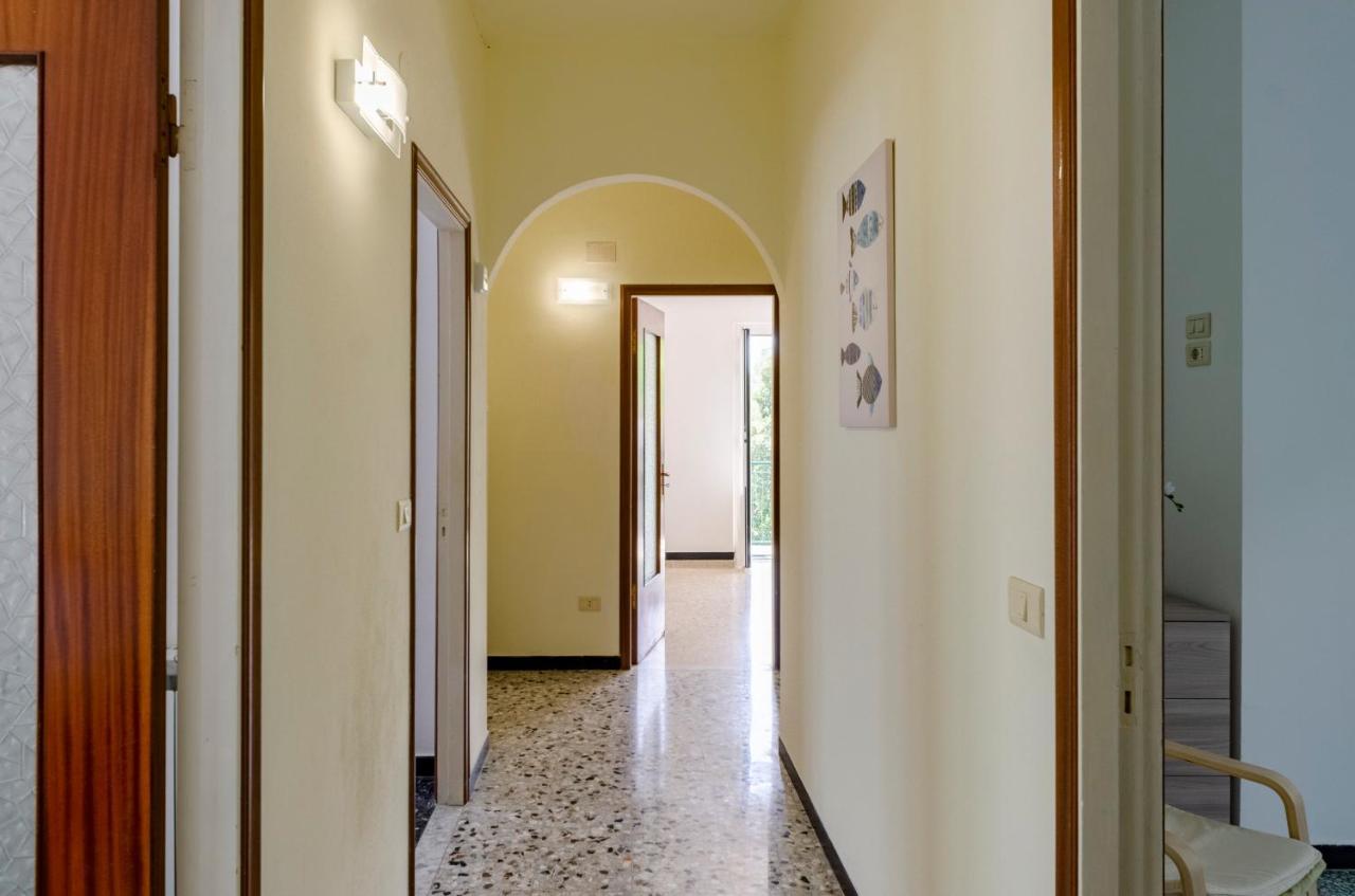 Joivy Family Flat With 3 Balconies, 10 Min To Beach Moneglia Kültér fotó
